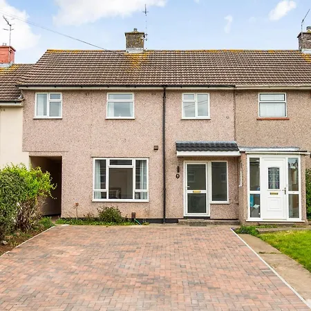 Grayle House By Cliftonvalley *