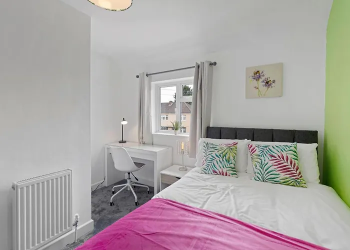 Grayle House By Cliftonvalley Holiday home Bristol