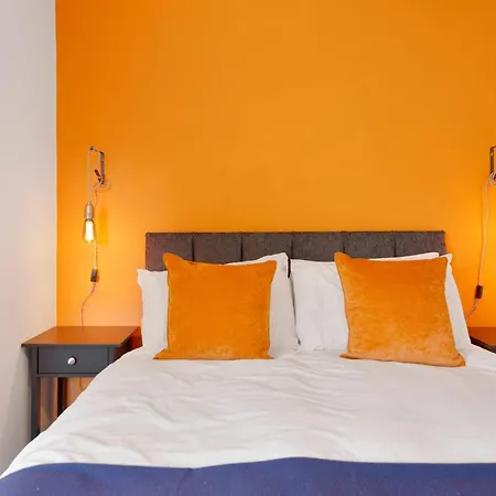 Grayle House By Cliftonvalley